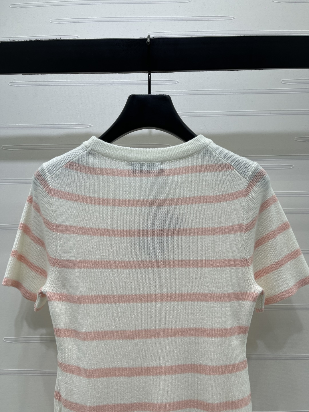 Women's short sleeves